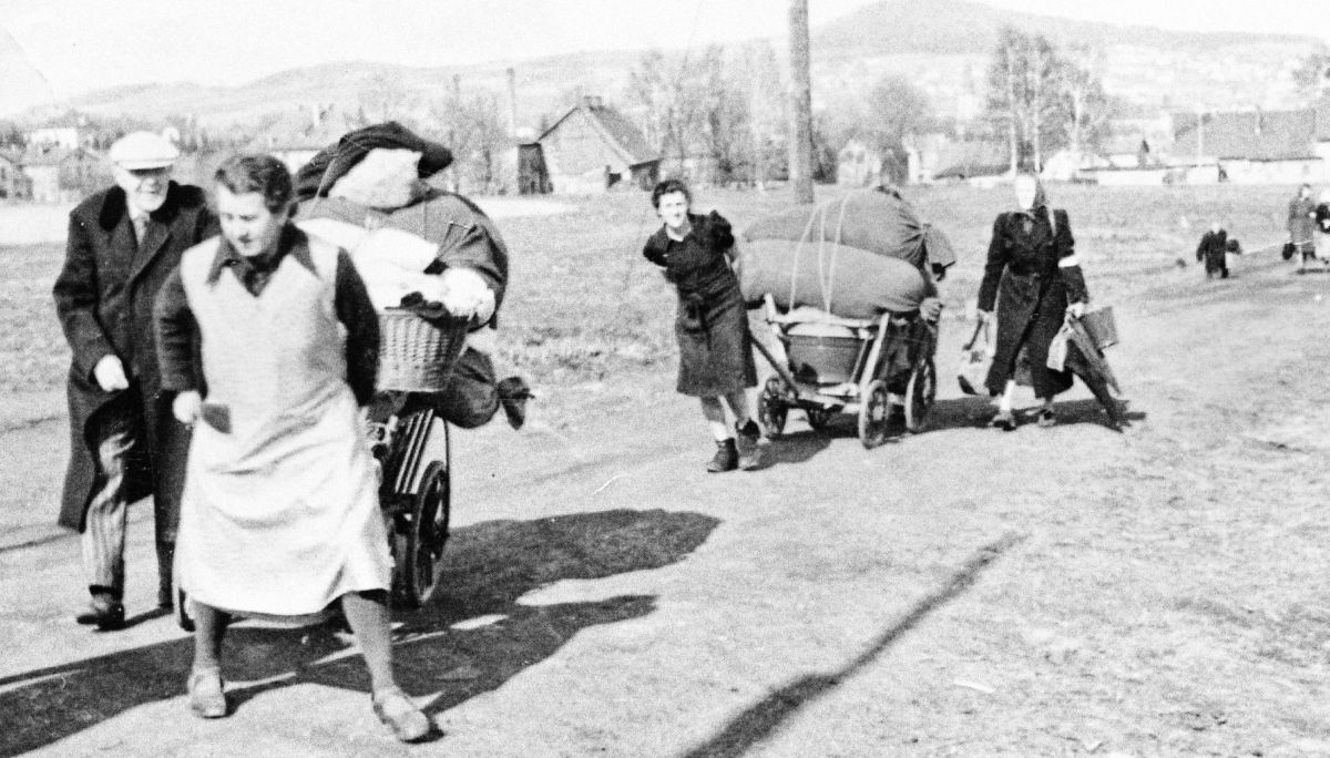2026-06-19 Outdoorausstellung Odsun-zadní panel Copyright Post bellum_quer Outdoorausstellung Odsun zadni